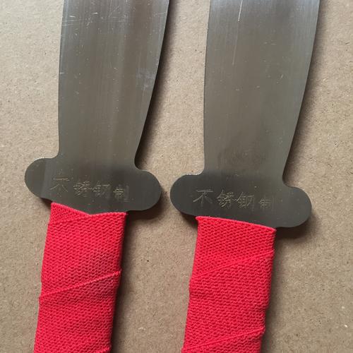 00元 产品类别         武术用品       细分         不锈钢表演小刀